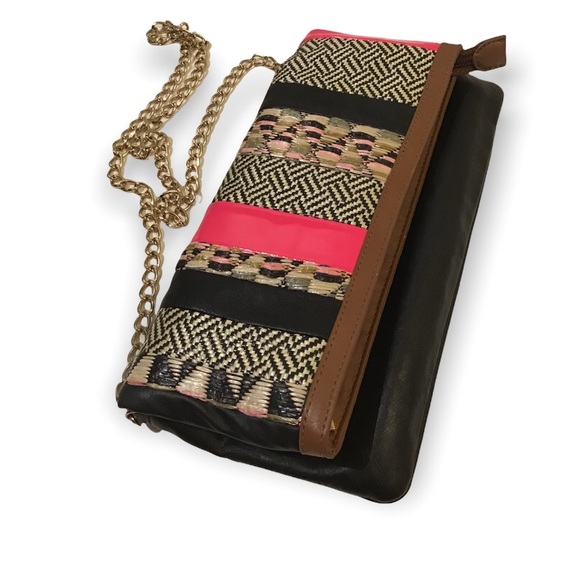 Aldo brown black hot pink textured folding clutch with removable heavy chain - Picture 1 of 14
